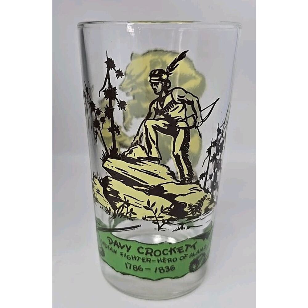 Vintage Davy Crockett Glass Green Tumbler Approx. Size: 5" x 2 -3/4" U163/6